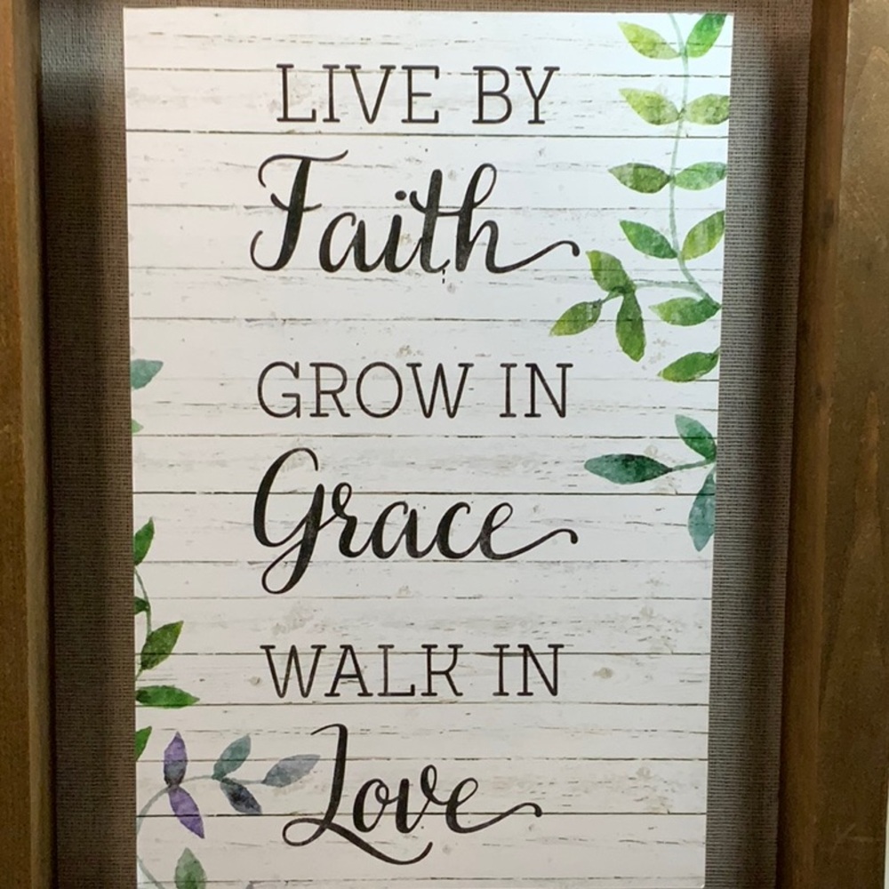 Wall Art. Live by Faith. ( NWOT) Wood - Picture 3 of 7